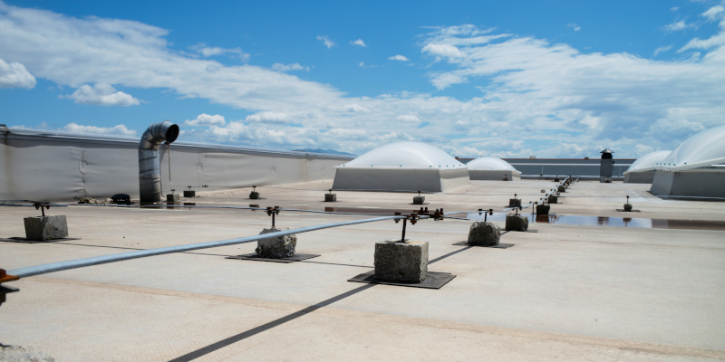 Can Commercial Roof Washing Boost Your Business?