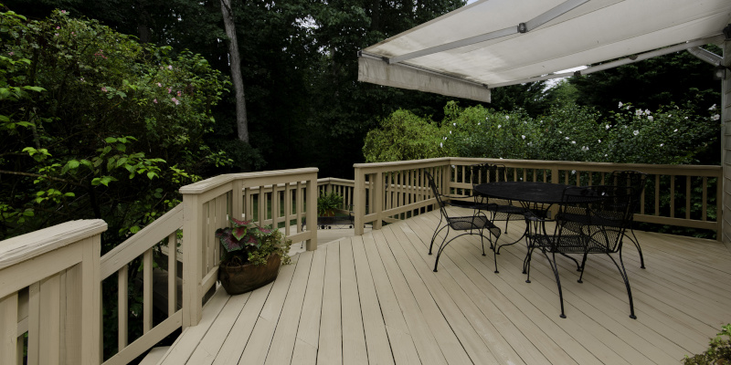 What Is the Best Way to Do Deck Cleaning?