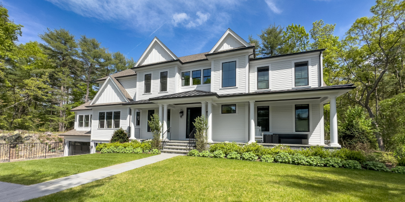 Siding Cleaning to Start the New Year With a Cleaner Home Exterior